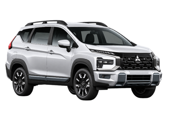 MITSUBISHI EXPANDER 1.5 от Europcar 