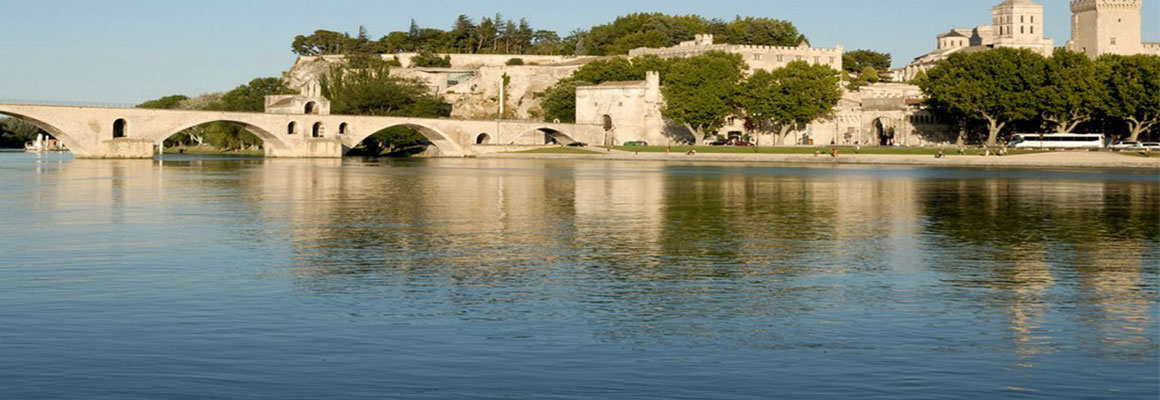 Location de Utilitaire et Voiture &agrave; AVIGNON COURTINE -IKC- *VANS*